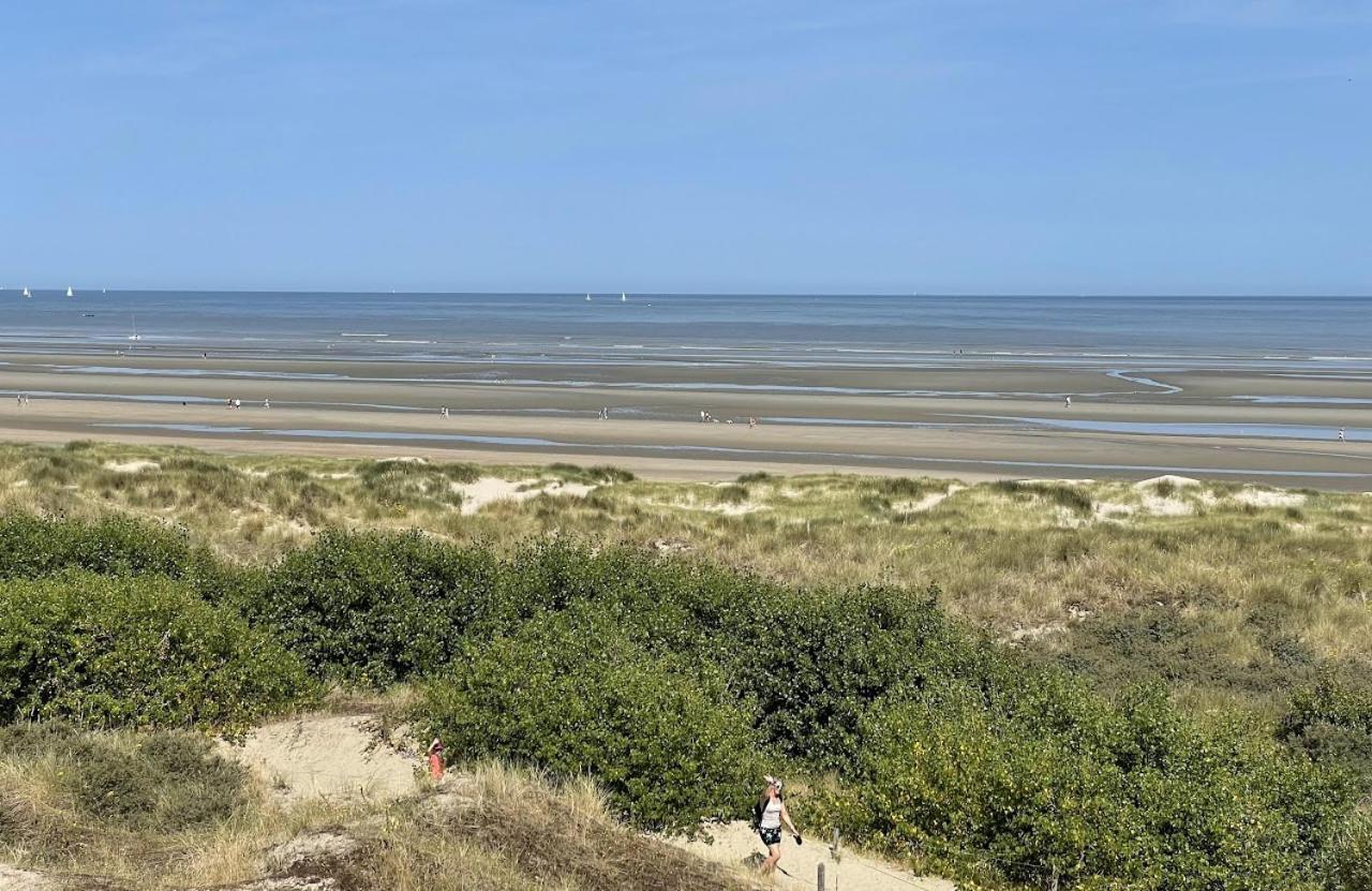 Moderne Studio Aan Het Strand In Oostduinkerke-Bad Коксейде Экстерьер фото